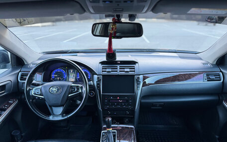 Toyota Camry, 2017 год, 1 700 000 рублей, 6 фотография