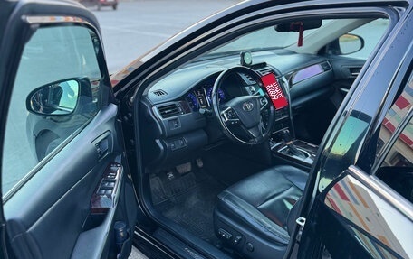 Toyota Camry, 2017 год, 1 700 000 рублей, 5 фотография