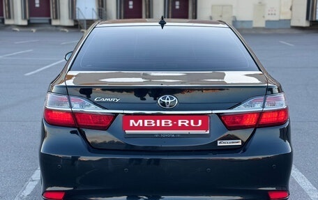 Toyota Camry, 2017 год, 1 700 000 рублей, 11 фотография