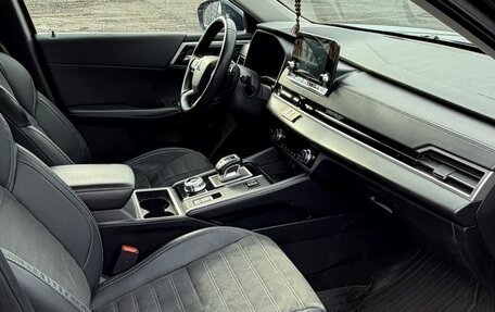 Mitsubishi Outlander, 2022 год, 3 600 000 рублей, 7 фотография