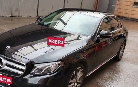 Mercedes-Benz E-Класс, 2020 год, 2 200 000 рублей, 2 фотография