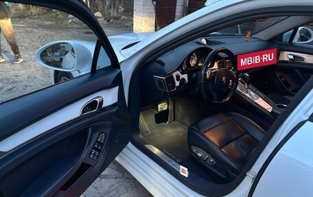 Porsche Panamera II рестайлинг, 2013 год, 6 фотография