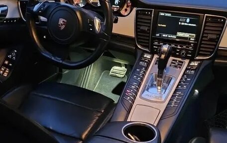 Porsche Panamera II рестайлинг, 2013 год, 11 фотография