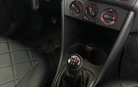 Volkswagen Polo VI (EU Market), 2015 год, 900 000 рублей, 12 фотография