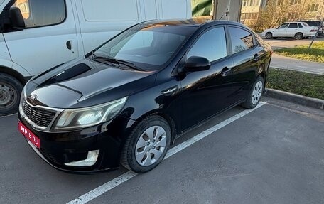 KIA Rio III рестайлинг, 2013 год, 700 000 рублей, 1 фотография