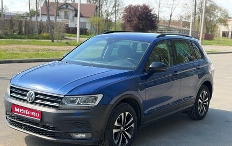 Volkswagen Tiguan II, 2019 год, 2 000 000 рублей, 1 фотография