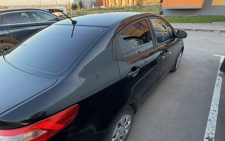 KIA Rio III рестайлинг, 2013 год, 700 000 рублей, 3 фотография