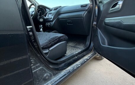 KIA Rio III рестайлинг, 2013 год, 700 000 рублей, 13 фотография