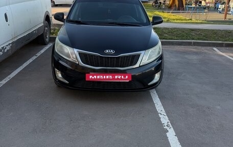 KIA Rio III рестайлинг, 2013 год, 700 000 рублей, 2 фотография