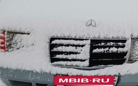 Mercedes-Benz E-Класс, 1992 год, 385 000 рублей, 3 фотография