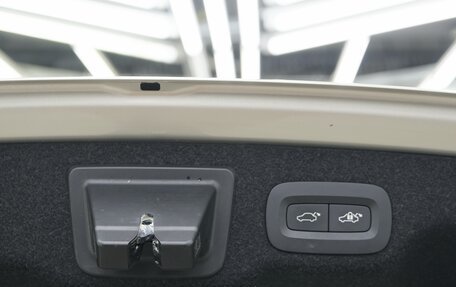 Volvo S90 II рестайлинг, 2017 год, 2 990 000 рублей, 4 фотография