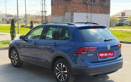 Volkswagen Tiguan II, 2019 год, 2 000 000 рублей, 3 фотография
