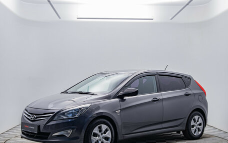 Hyundai Solaris II рестайлинг, 2015 год, 930 000 рублей, 1 фотография