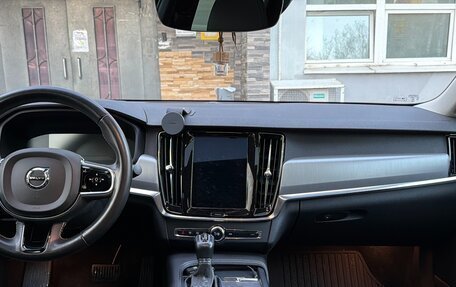 Volvo S90 II рестайлинг, 2019 год, 3 350 000 рублей, 7 фотография