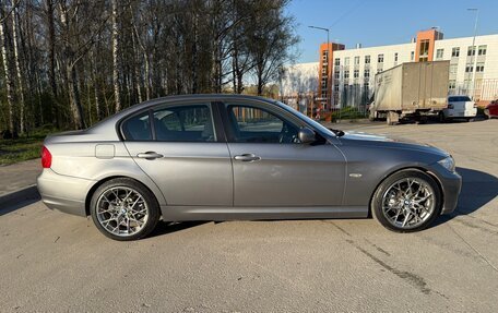 BMW 3 серия, 2010 год, 1 100 000 рублей, 3 фотография