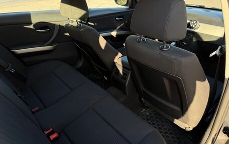 BMW 3 серия, 2010 год, 1 100 000 рублей, 11 фотография