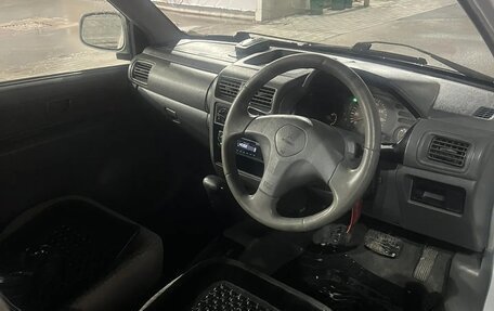 Mitsubishi Minica VIII, 2003 год, 200 000 рублей, 3 фотография