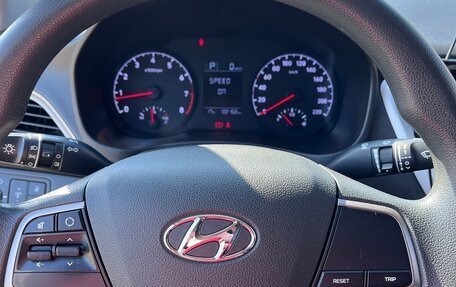 Hyundai Solaris II рестайлинг, 2019 год, 1 350 000 рублей, 14 фотография