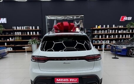 Porsche Macan I рестайлинг, 2022 год, 7 550 000 рублей, 2 фотография