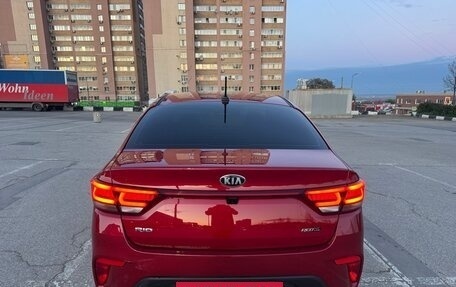 KIA Rio IV, 2018 год, 1 700 000 рублей, 2 фотография