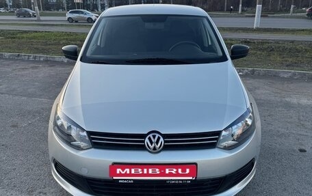 Volkswagen Polo VI (EU Market), 2012 год, 609 990 рублей, 2 фотография