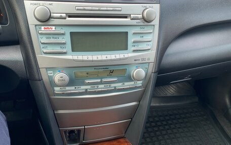 Toyota Camry, 2008 год, 955 000 рублей, 10 фотография