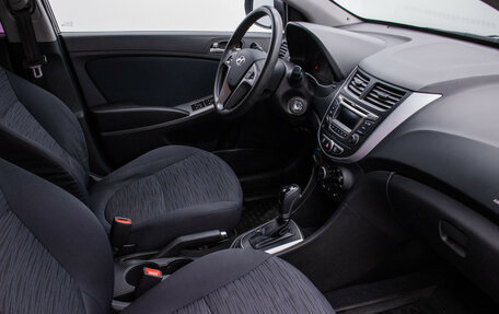 Hyundai Solaris II рестайлинг, 2015 год, 930 000 рублей, 9 фотография