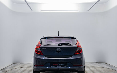 Hyundai Solaris II рестайлинг, 2015 год, 930 000 рублей, 6 фотография