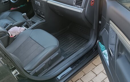 Opel Vectra C рестайлинг, 2008 год, 1 000 000 рублей, 12 фотография