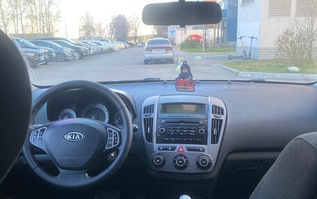 KIA cee'd I рестайлинг, 2009 год, 580 000 рублей, 2 фотография