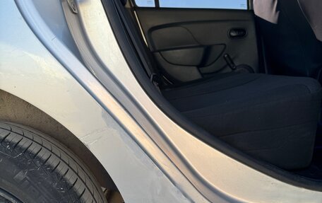 Renault Logan II, 2018 год, 420 000 рублей, 15 фотография