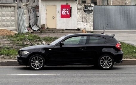 BMW 1 серия, 2008 год, 1 050 000 рублей, 14 фотография
