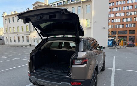 Land Rover Range Rover Evoque I, 2016 год, 2 300 000 рублей, 15 фотография
