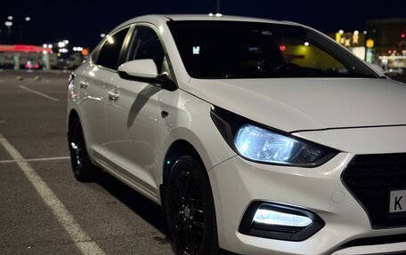 Hyundai Solaris II рестайлинг, 2018 год, 1 300 000 рублей, 12 фотография