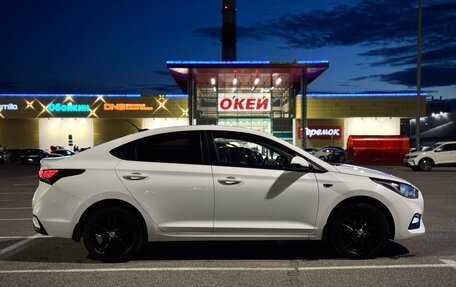 Hyundai Solaris II рестайлинг, 2018 год, 1 300 000 рублей, 10 фотография