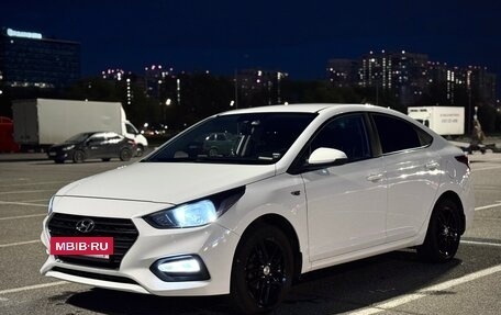 Hyundai Solaris II рестайлинг, 2018 год, 1 300 000 рублей, 4 фотография