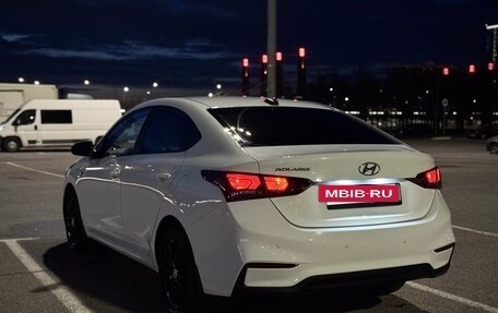Hyundai Solaris II рестайлинг, 2018 год, 1 300 000 рублей, 6 фотография