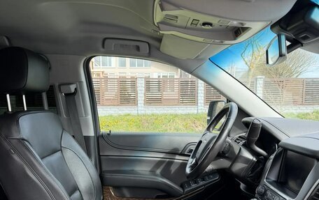 Chevrolet Tahoe IV, 2019 год, 4 650 000 рублей, 2 фотография