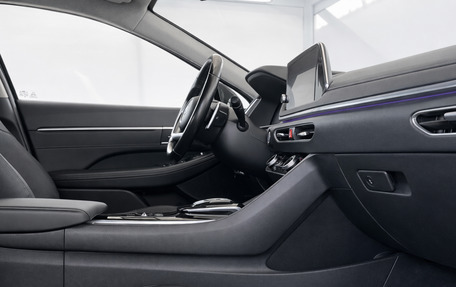 Hyundai Sonata VIII, 2021 год, 2 500 000 рублей, 14 фотография