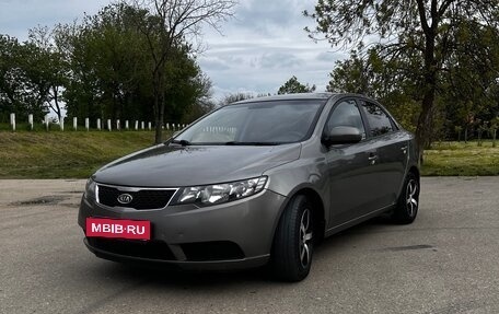 KIA Cerato III, 2011 год, 750 000 рублей, 1 фотография