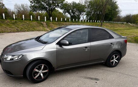 KIA Cerato III, 2011 год, 750 000 рублей, 2 фотография