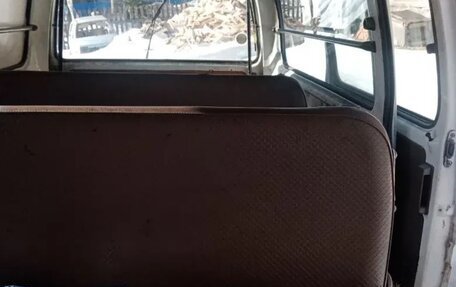 Isuzu Fargo I, 1993 год, 350 000 рублей, 3 фотография