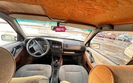 Volkswagen Passat B3, 1988 год, 100 000 рублей, 13 фотография