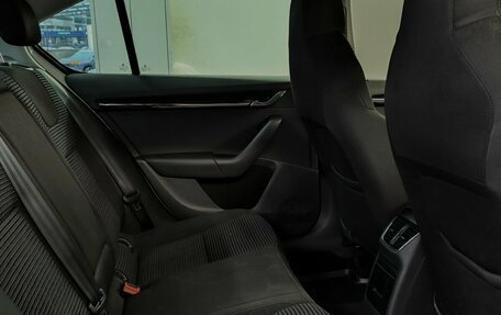 Skoda Octavia, 2015 год, 1 335 000 рублей, 10 фотография
