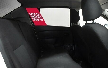 Renault Logan II, 2019 год, 775 000 рублей, 10 фотография