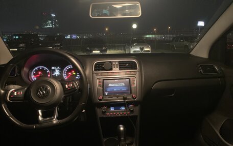 Volkswagen Polo VI (EU Market), 2019 год, 1 350 000 рублей, 23 фотография