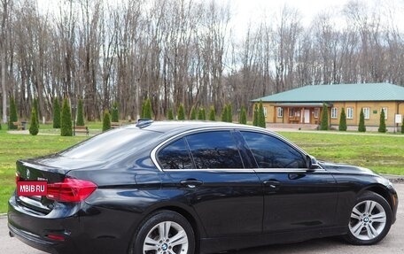 BMW 3 серия, 2017 год, 2 400 000 рублей, 3 фотография