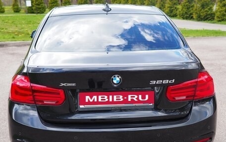 BMW 3 серия, 2017 год, 2 400 000 рублей, 5 фотография