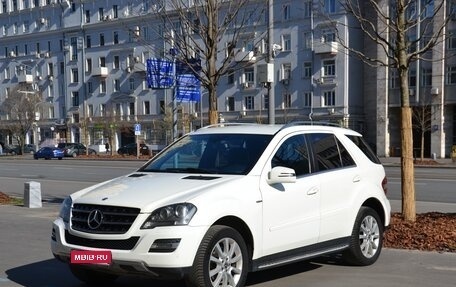 Mercedes-Benz M-Класс, 2011 год, 1 800 000 рублей, 1 фотография