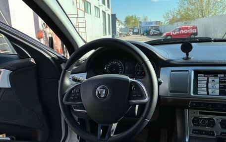 Jaguar XF I рестайлинг, 2014 год, 1 325 000 рублей, 23 фотография